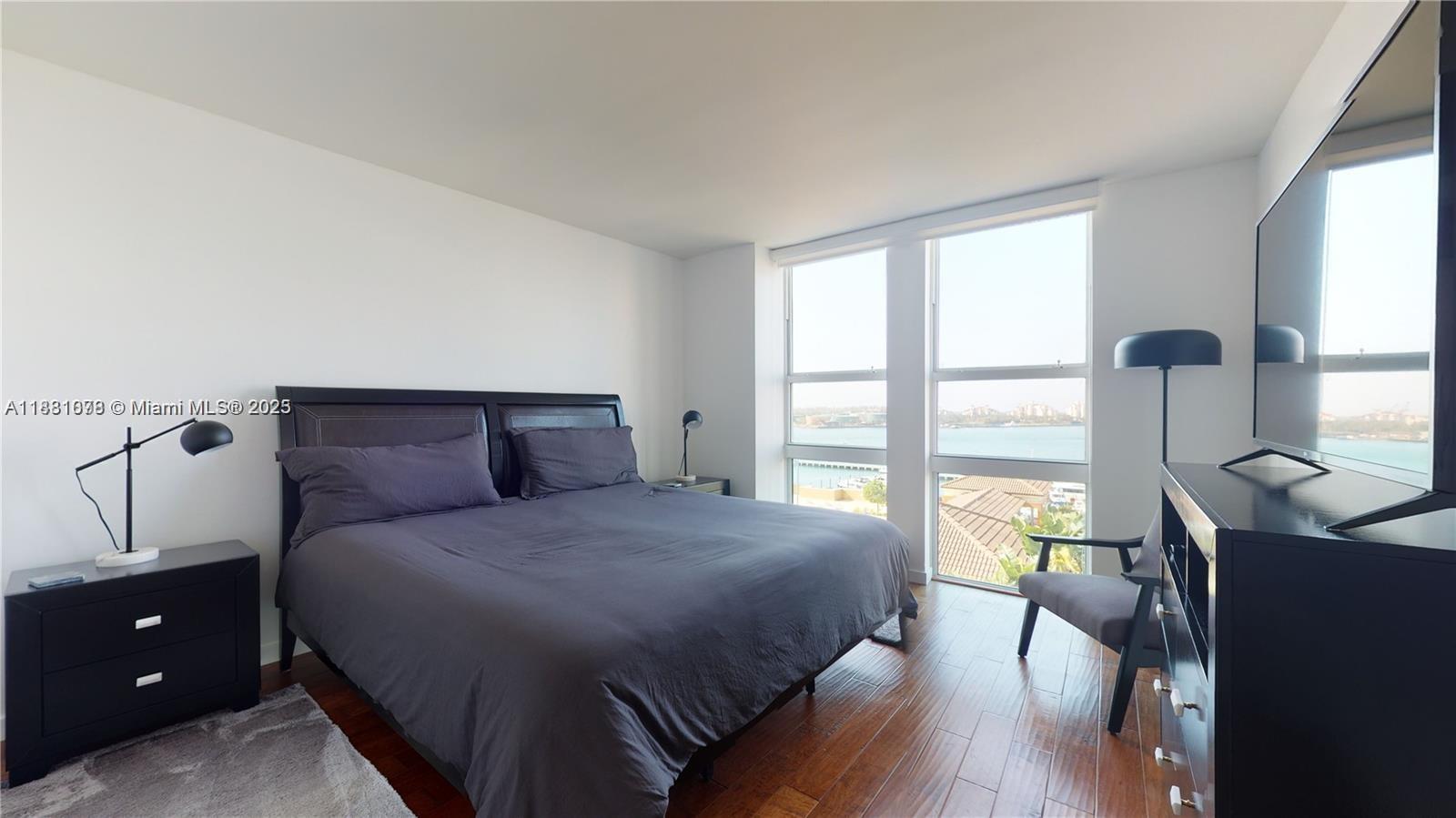 YACHT CLUB AT PORTOFINO C - Residential Lease