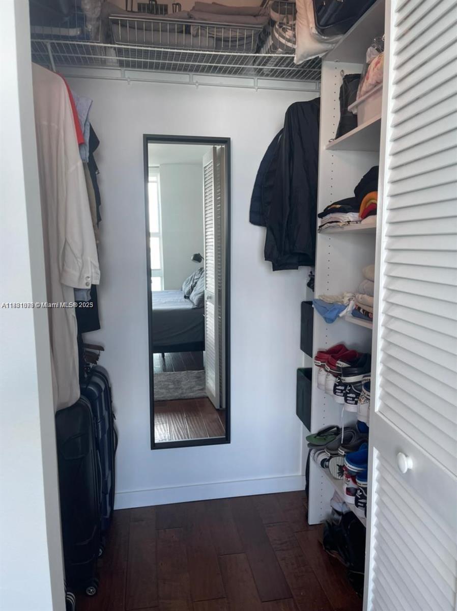 YACHT CLUB AT PORTOFINO C - Residential Lease
