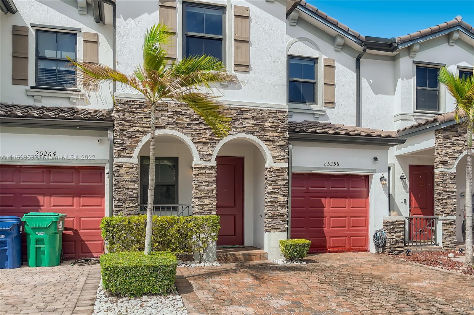 COCO PALM ESTATES - Residential