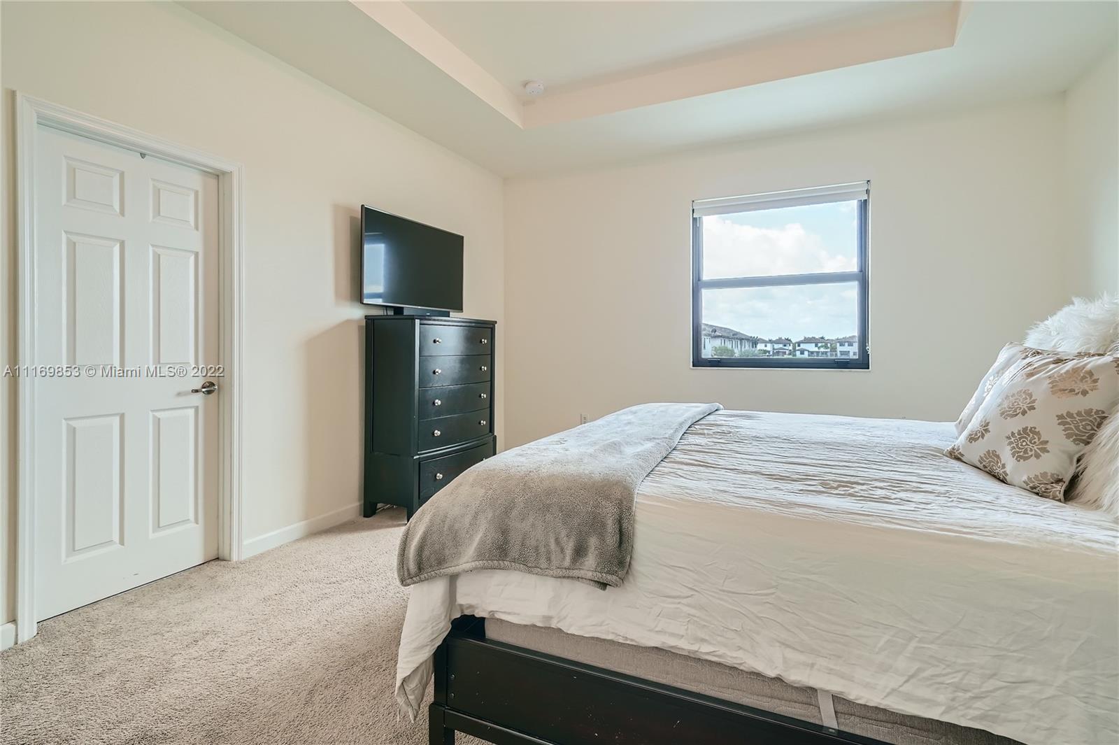 COCO PALM ESTATES - Residential