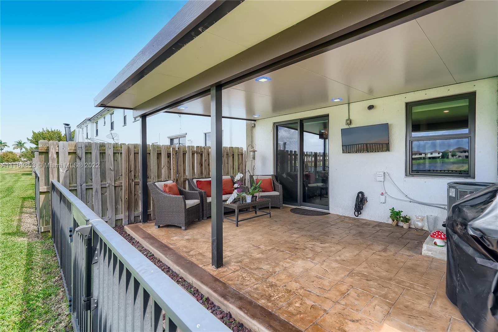 COCO PALM ESTATES - Residential
