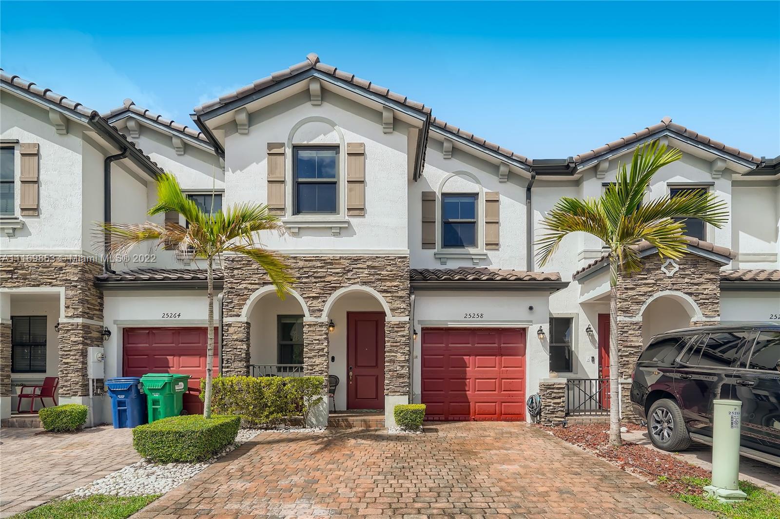 COCO PALM ESTATES - Residential