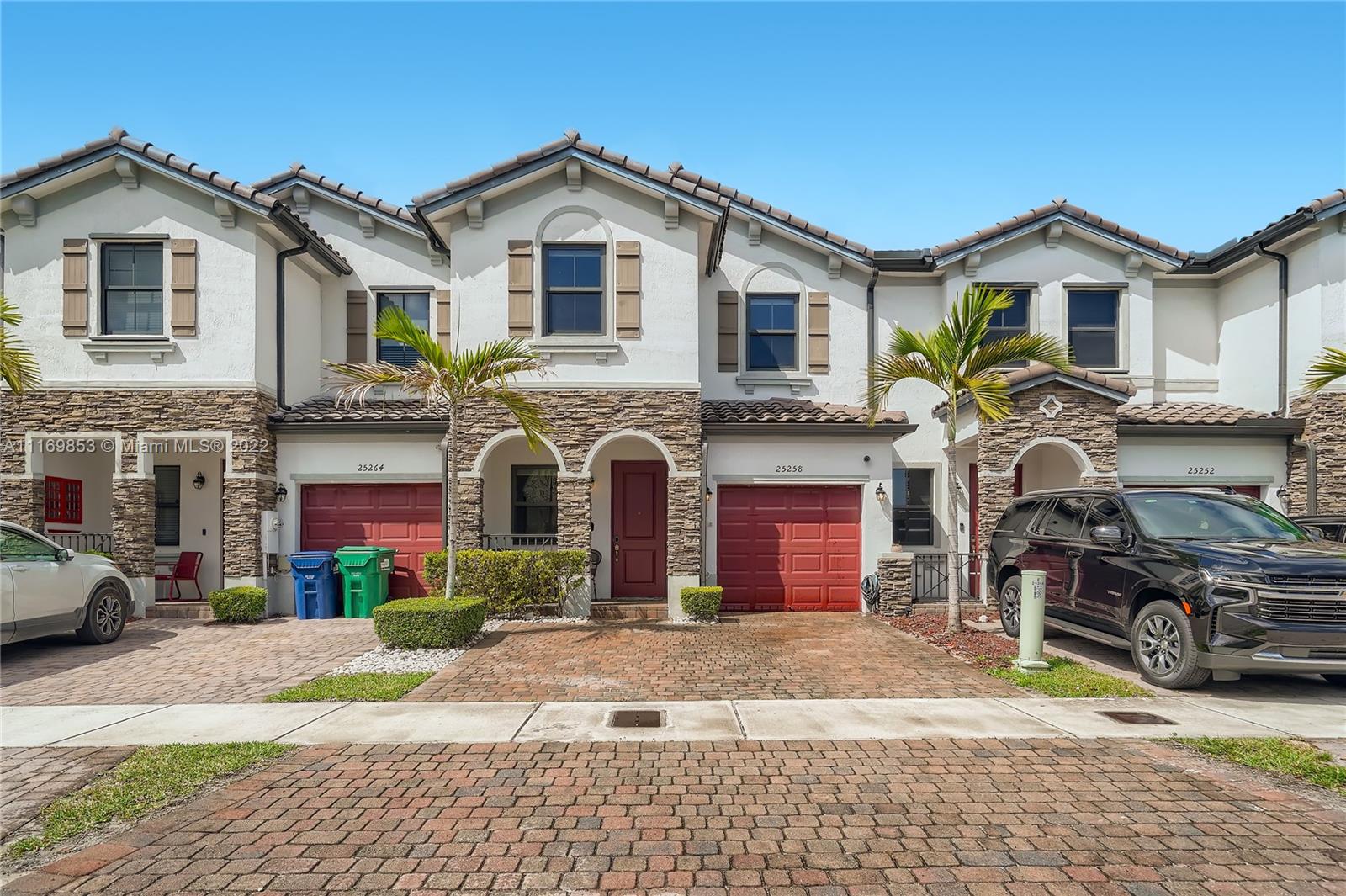 COCO PALM ESTATES - Residential