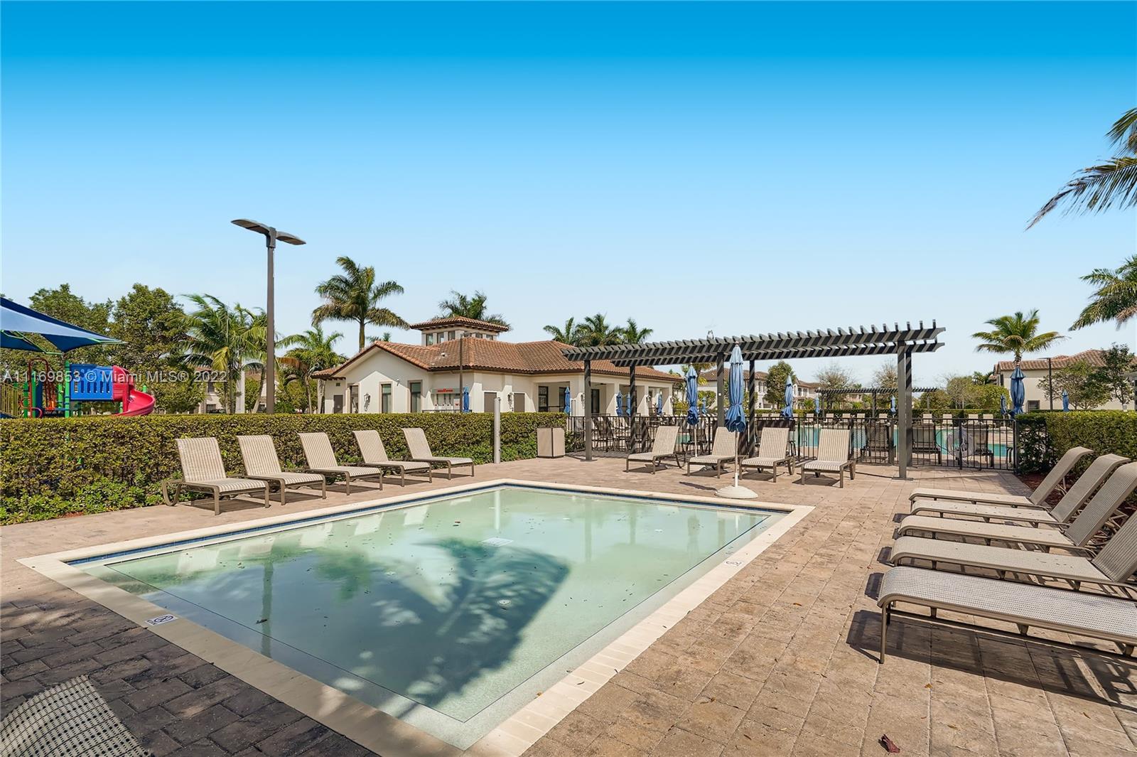 COCO PALM ESTATES - Residential