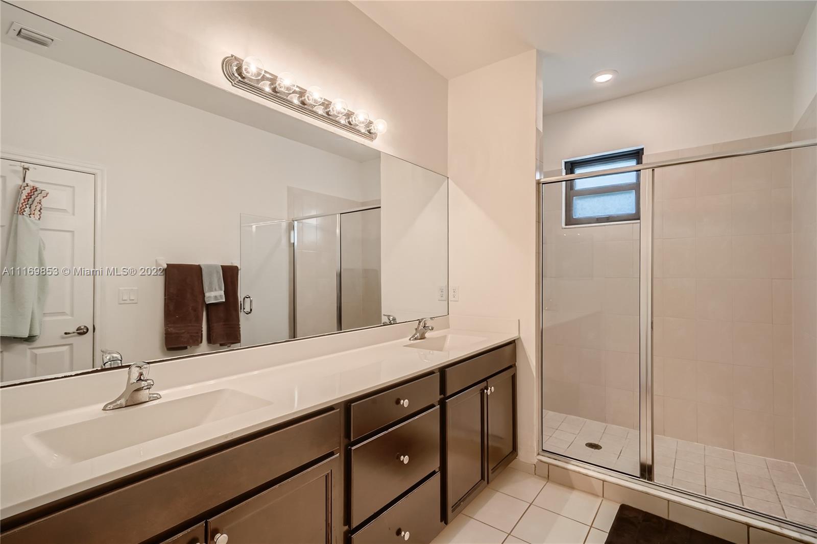 COCO PALM ESTATES - Residential