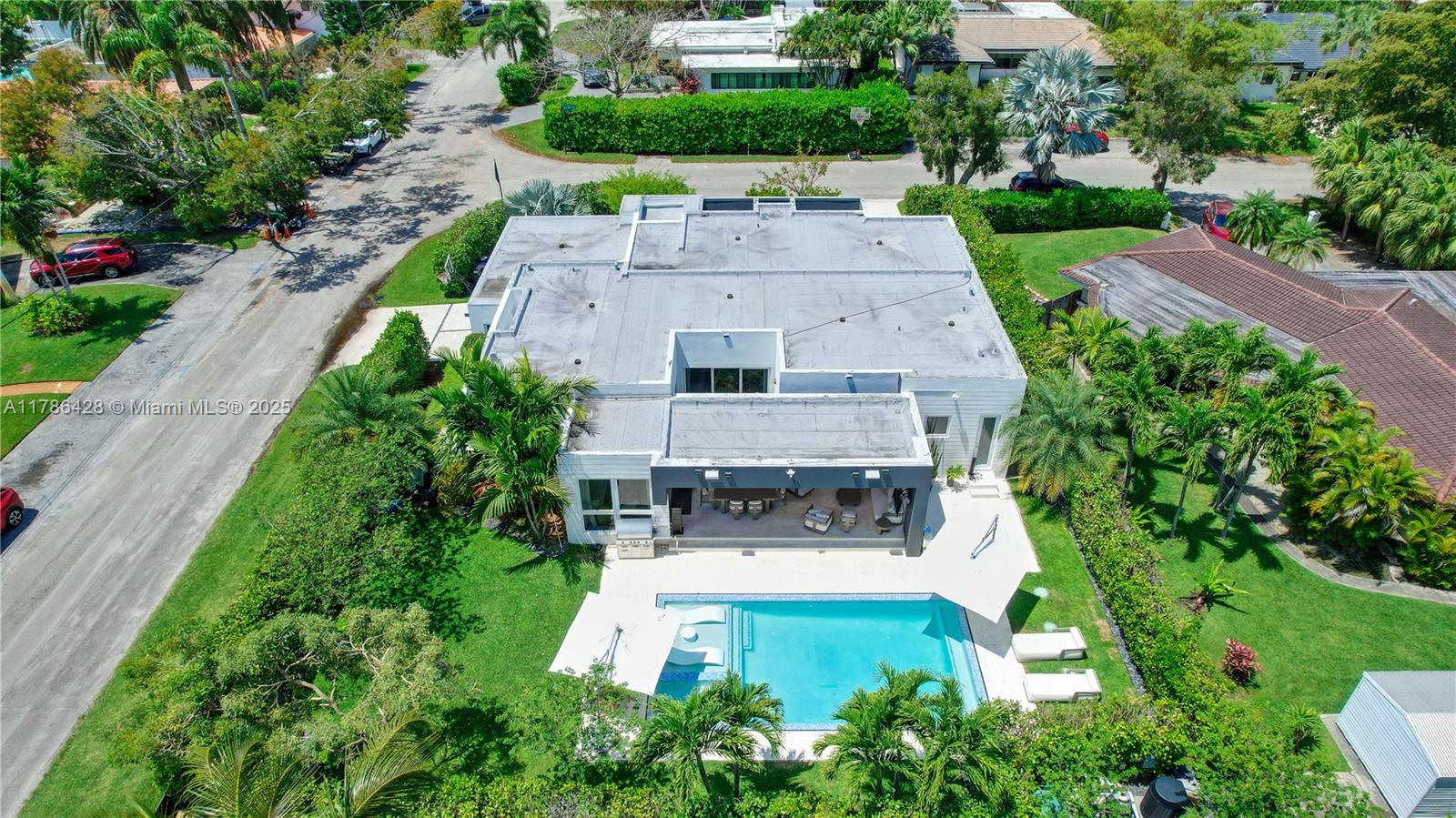 MIAMI SHORES ESTATES - Residential