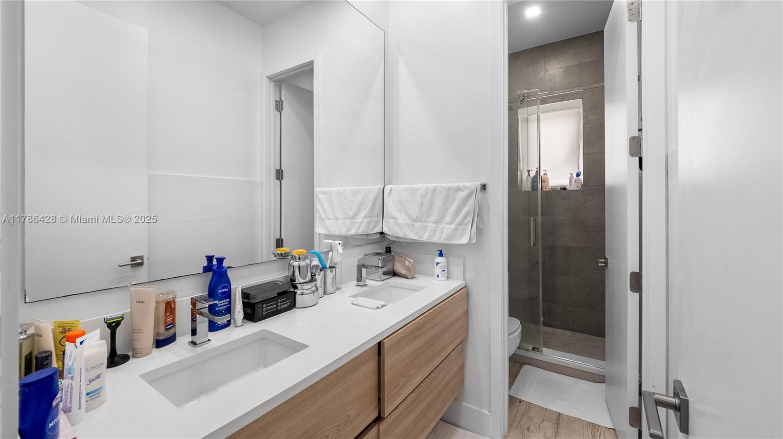 MIAMI SHORES ESTATES - Residential