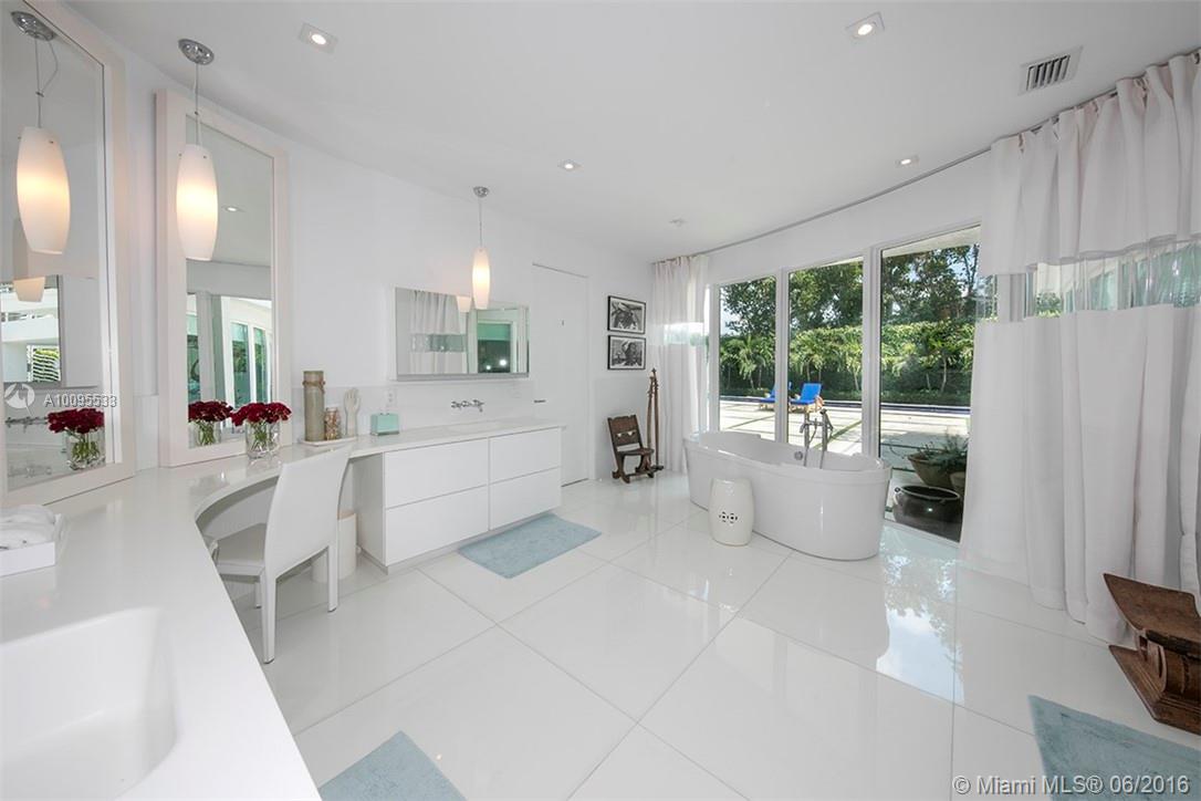 Golden Beach Sec D - Residential