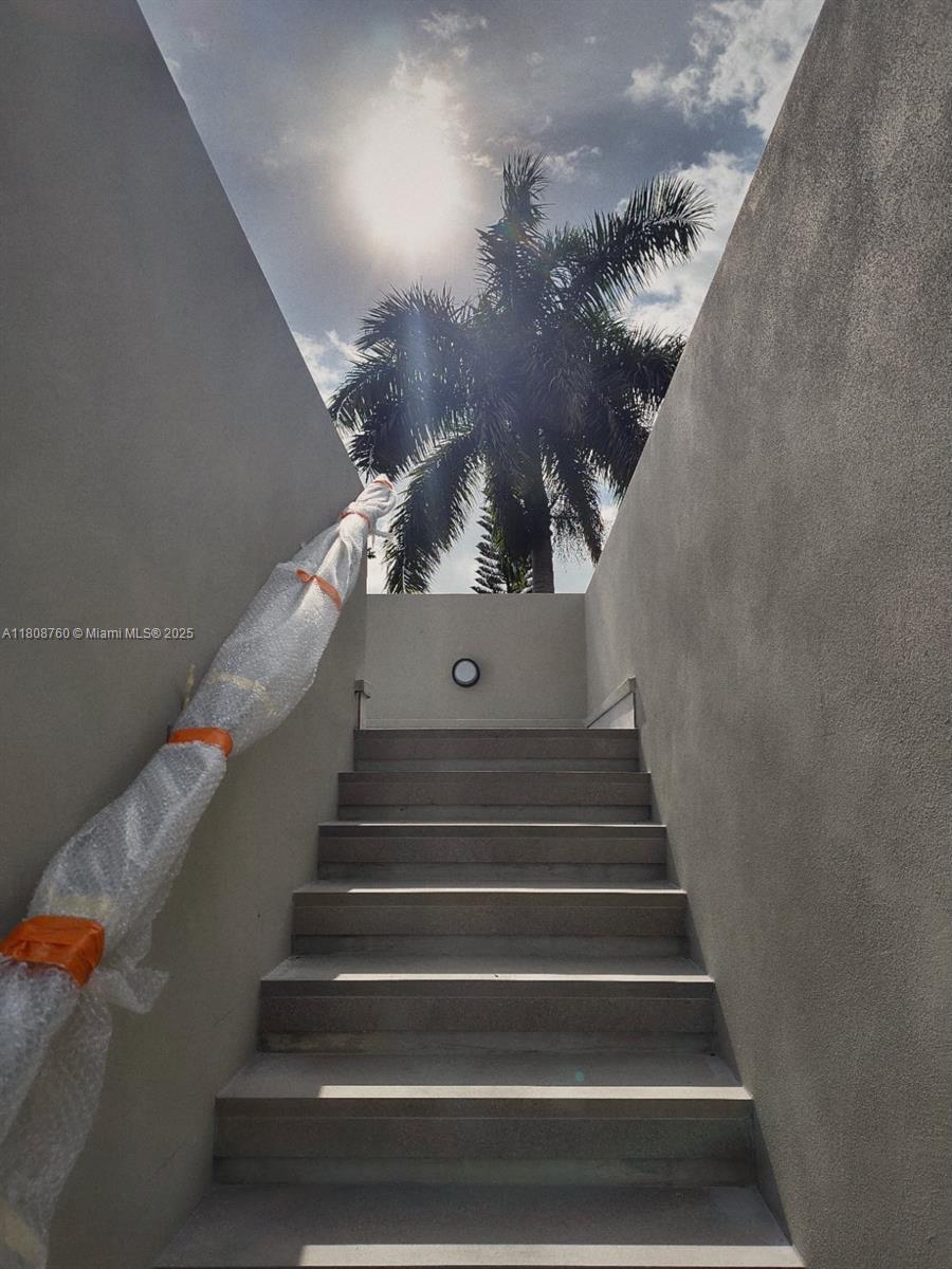 HOLLEMAN PARK - Residential