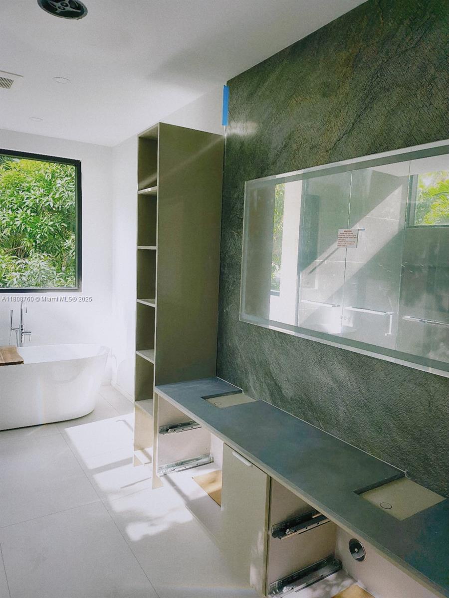 HOLLEMAN PARK - Residential