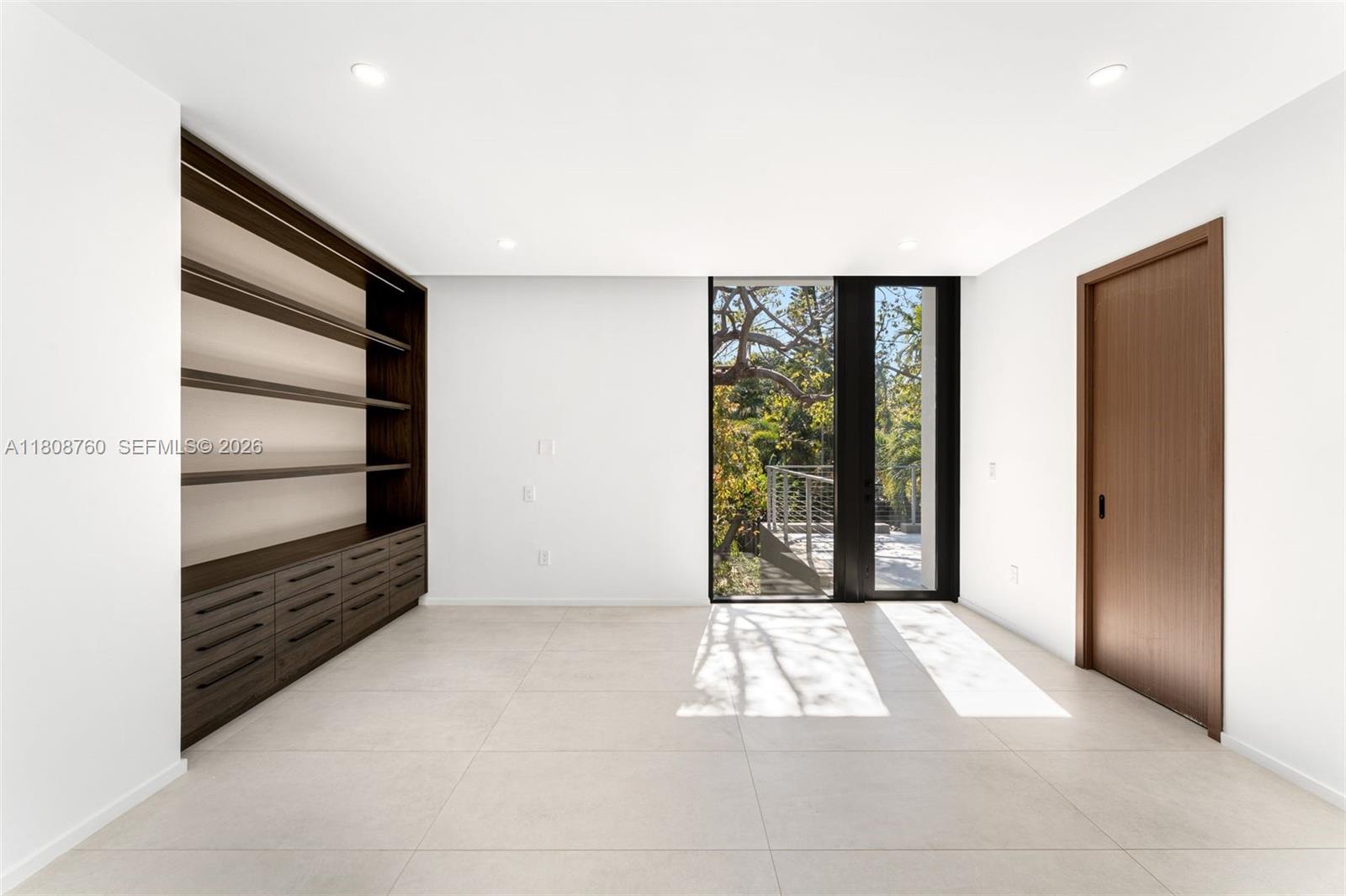 HOLLEMAN PARK - Residential