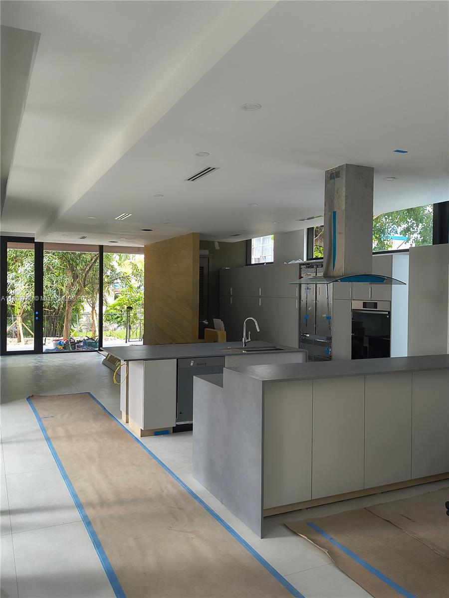 HOLLEMAN PARK - Residential