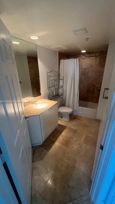 DUO CONDOMINIUM WEST - Residential