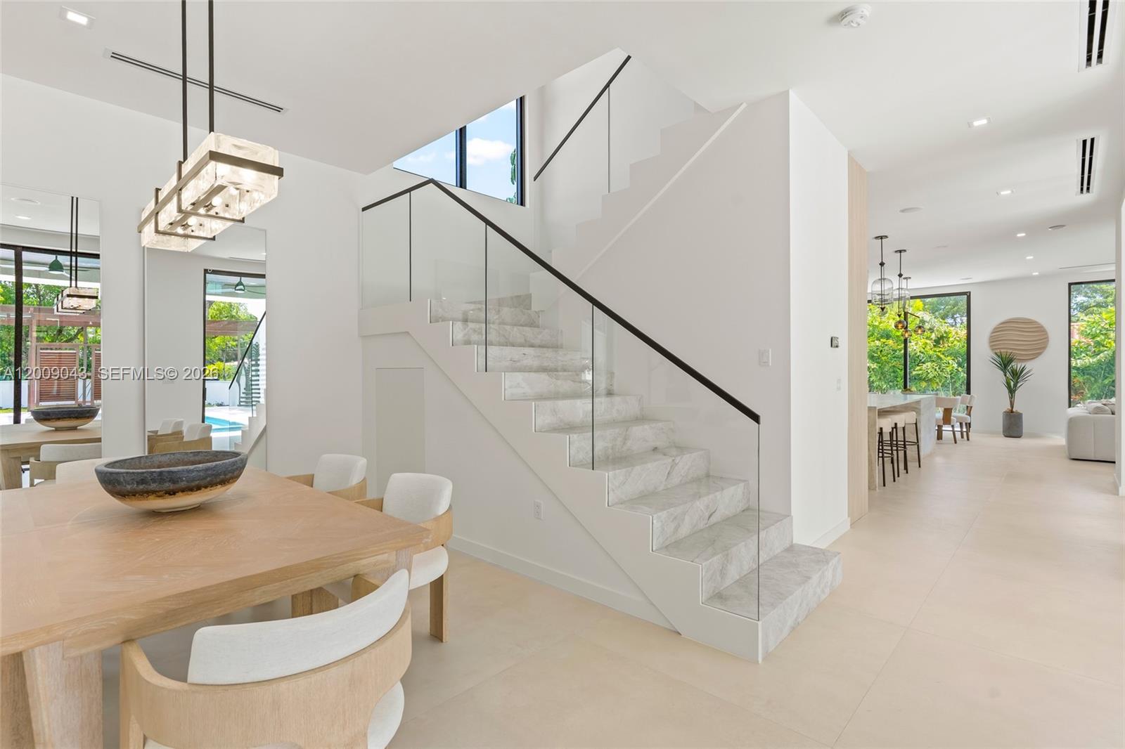 CORAL ESTATES - Residential