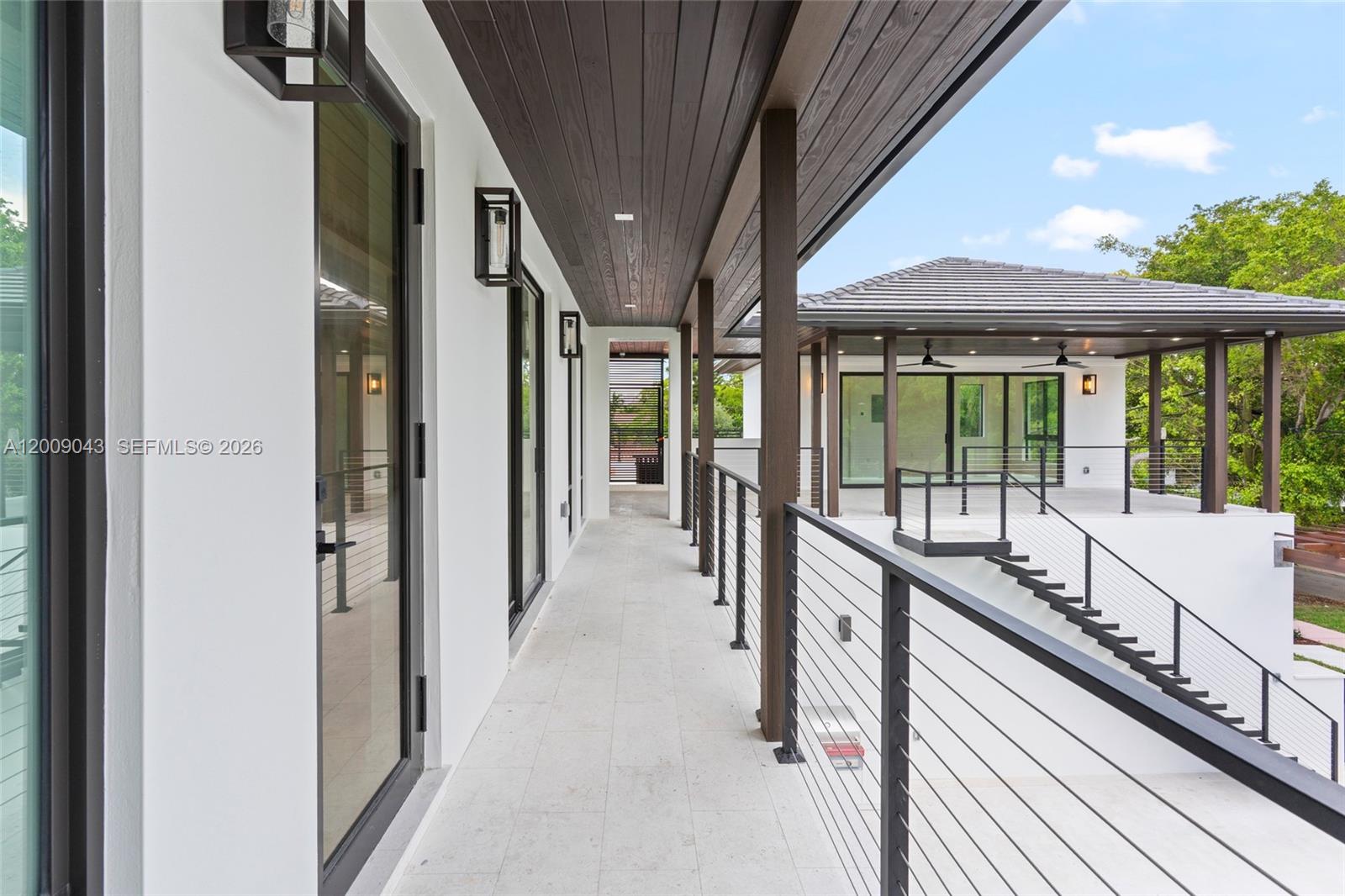 CORAL ESTATES - Residential