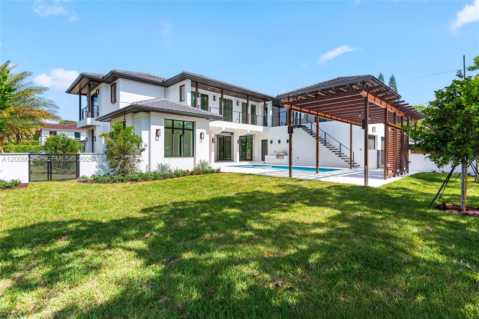 CORAL ESTATES - Residential