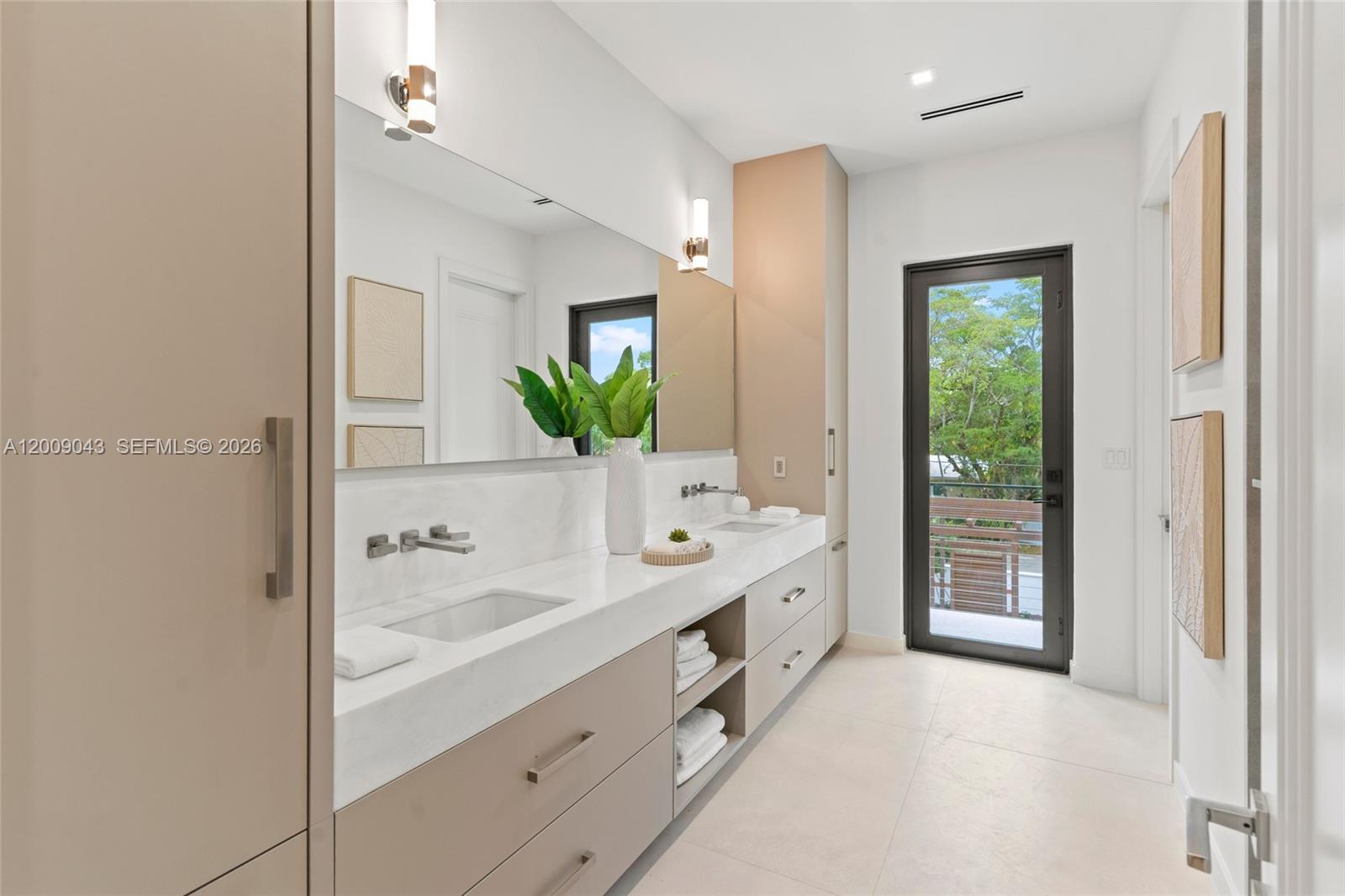 CORAL ESTATES - Residential