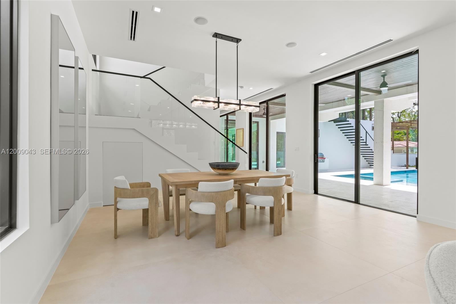 CORAL ESTATES - Residential