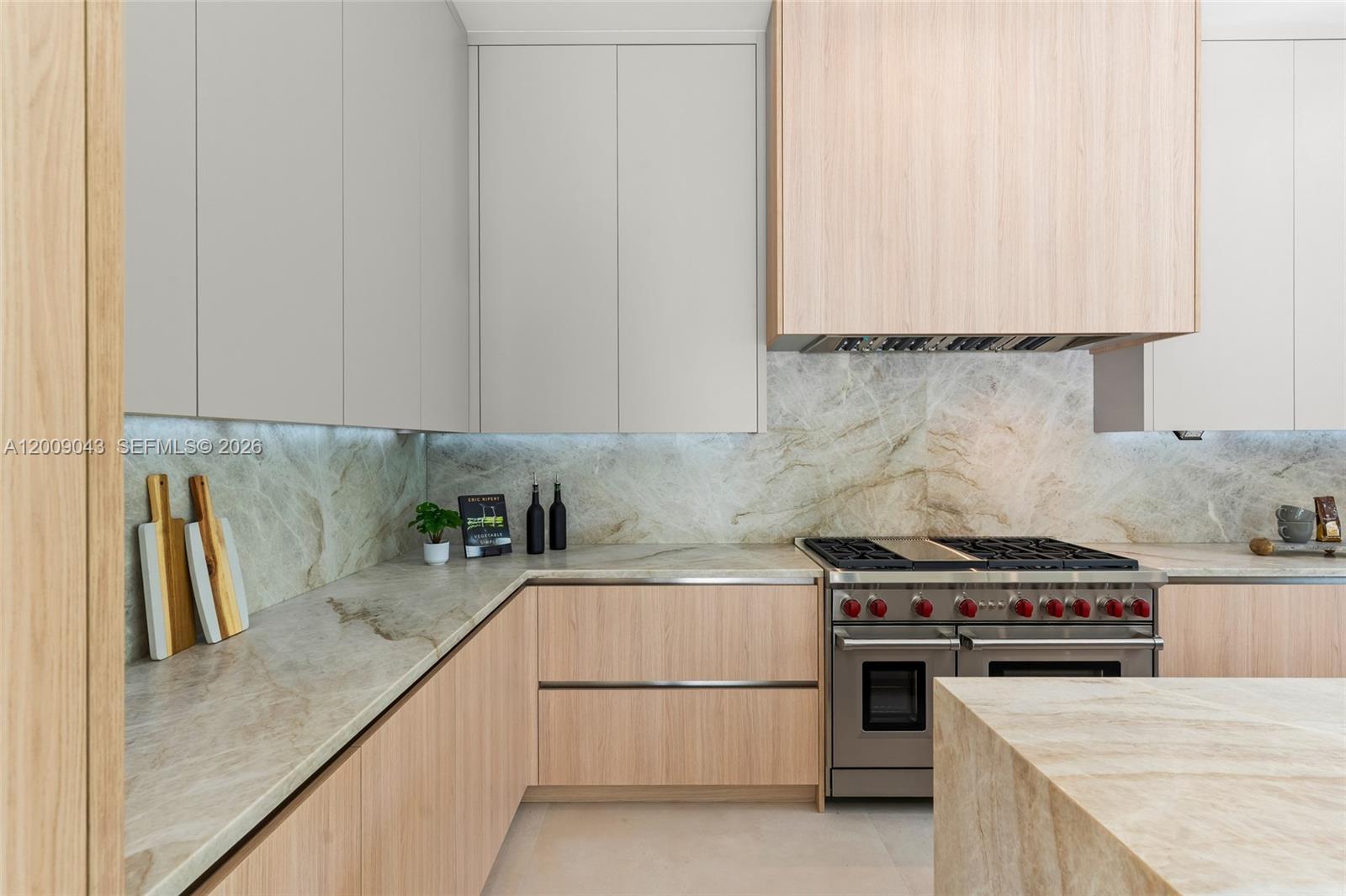 CORAL ESTATES - Residential