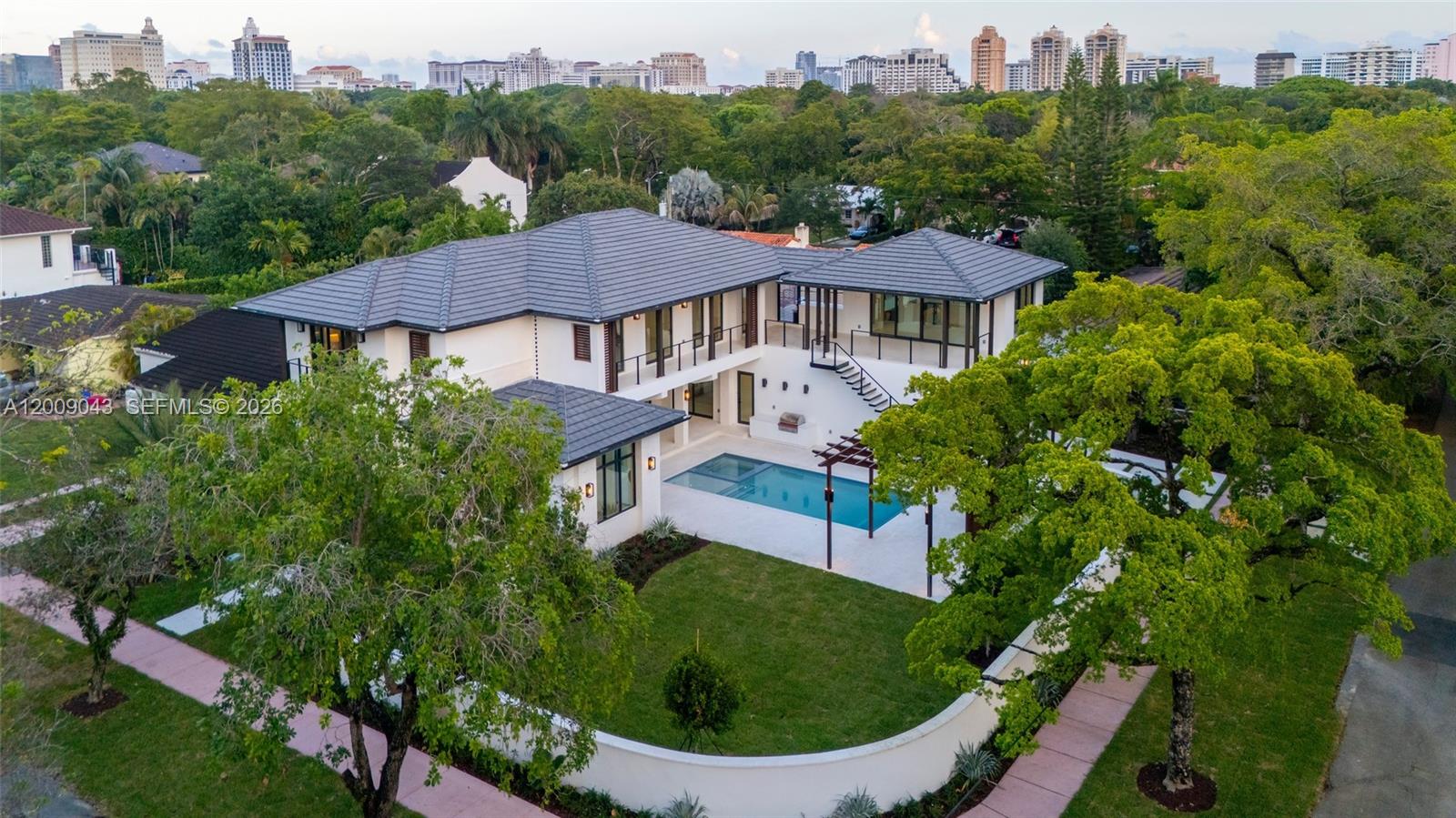 CORAL ESTATES - Residential