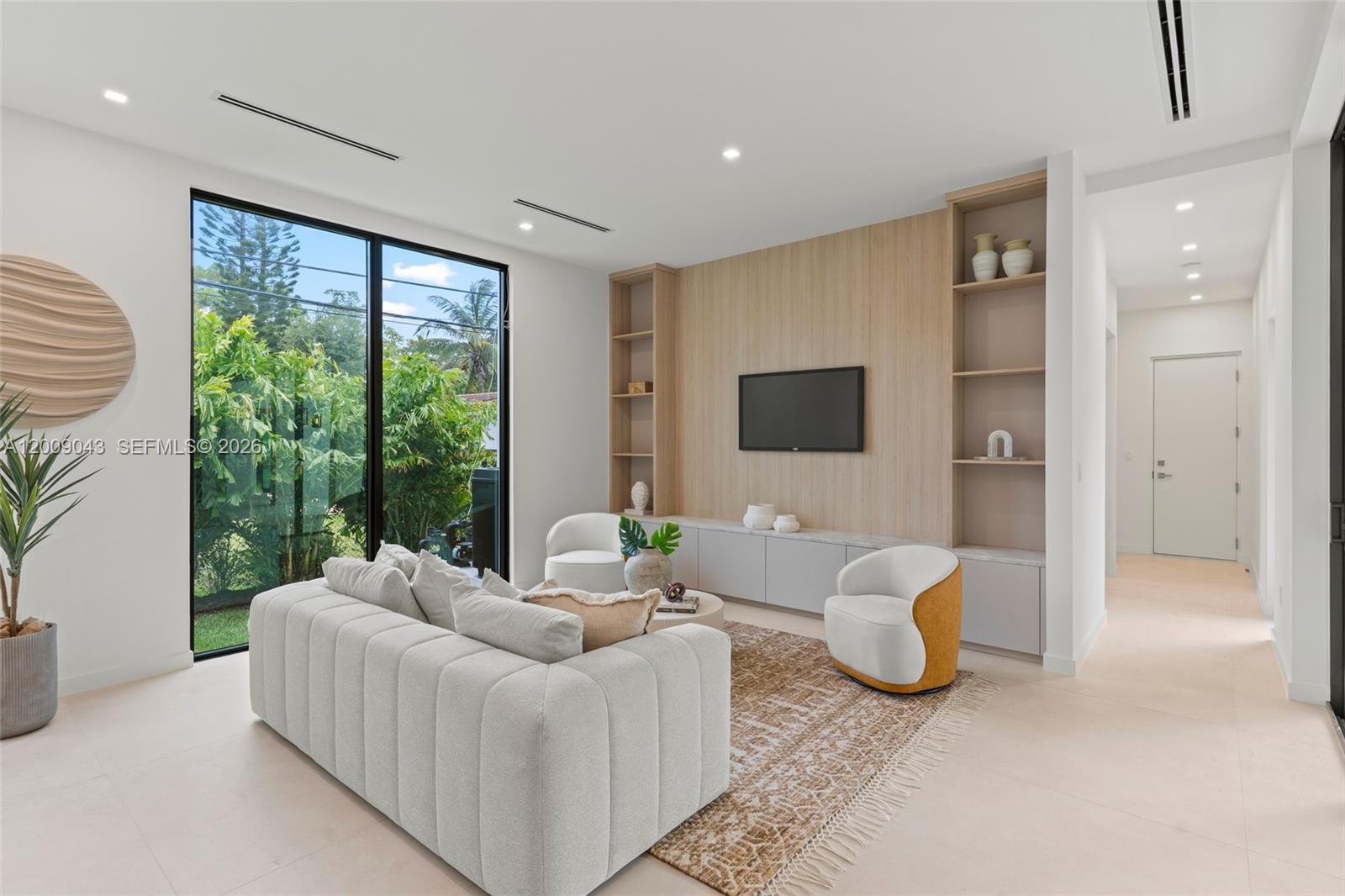 CORAL ESTATES - Residential