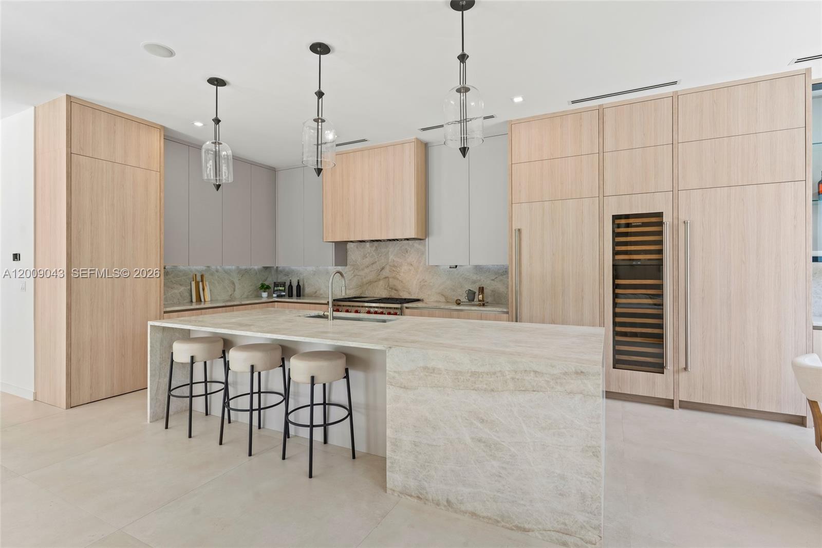 CORAL ESTATES - Residential