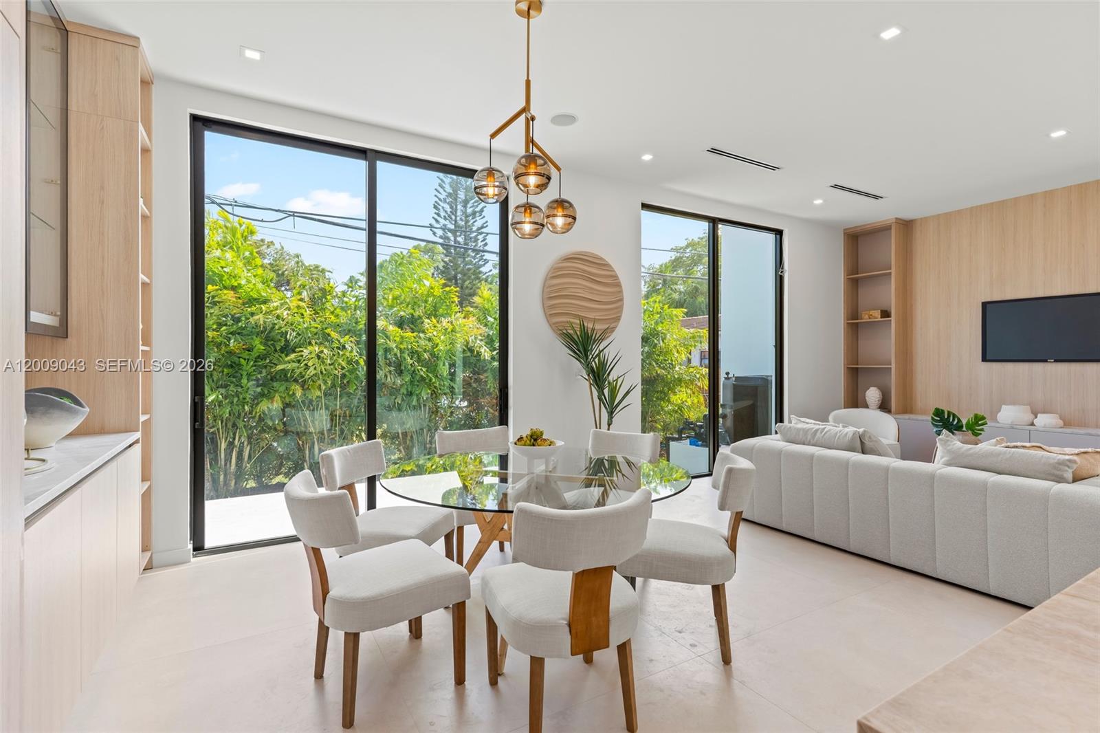 CORAL ESTATES - Residential