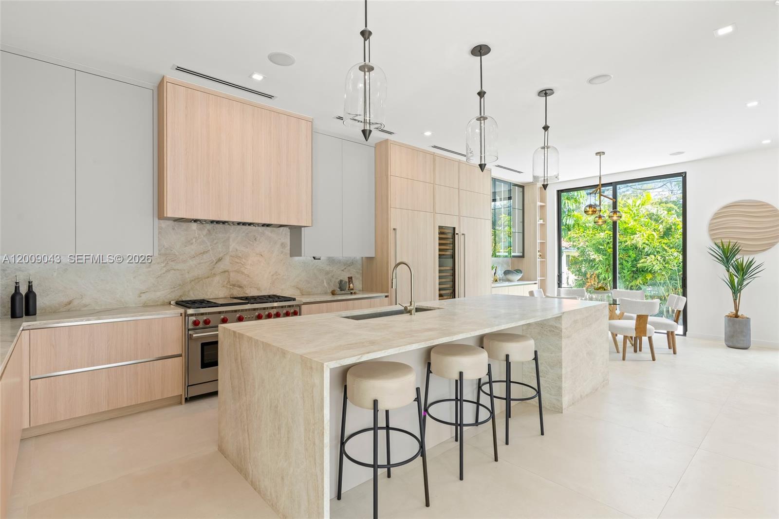 CORAL ESTATES - Residential