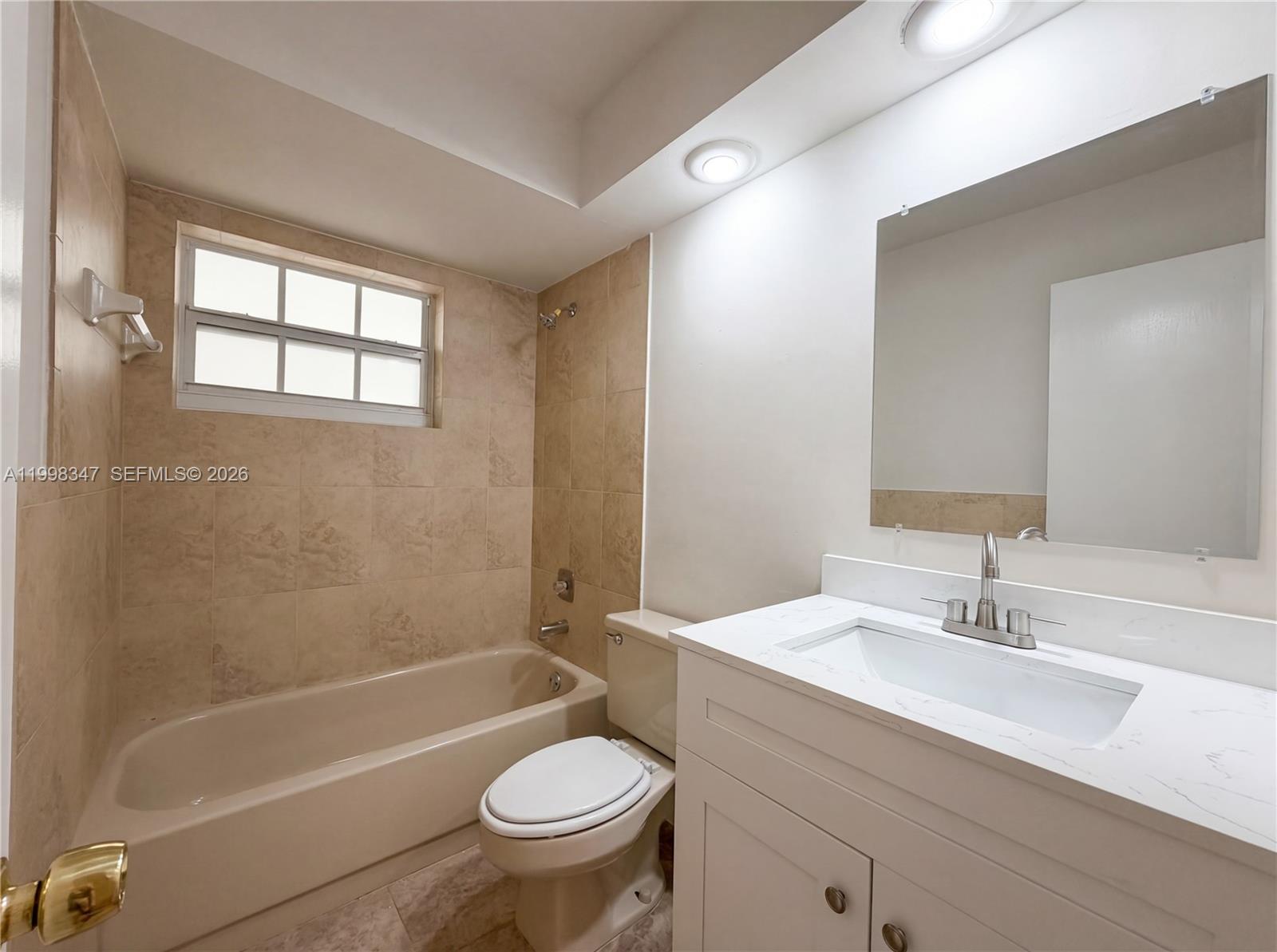 ARBORGATE KENDALL LK E CO - Residential