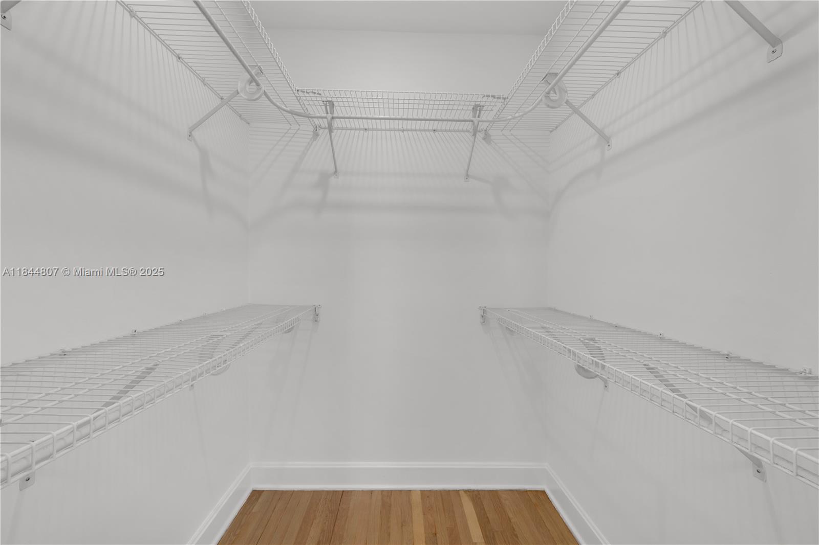 NATOMA PARK - Residential Lease