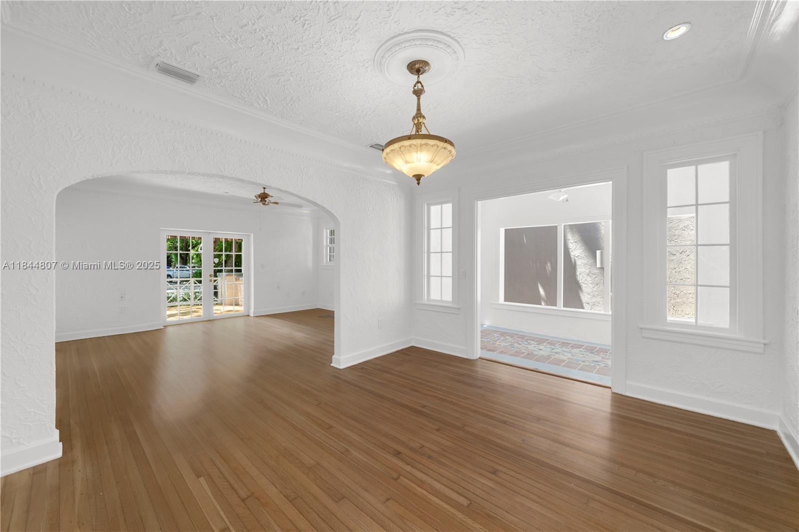 NATOMA PARK - Residential Lease