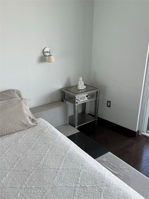 1900 Sunset Harbour Dr 2411 Miami Beach FL 33139