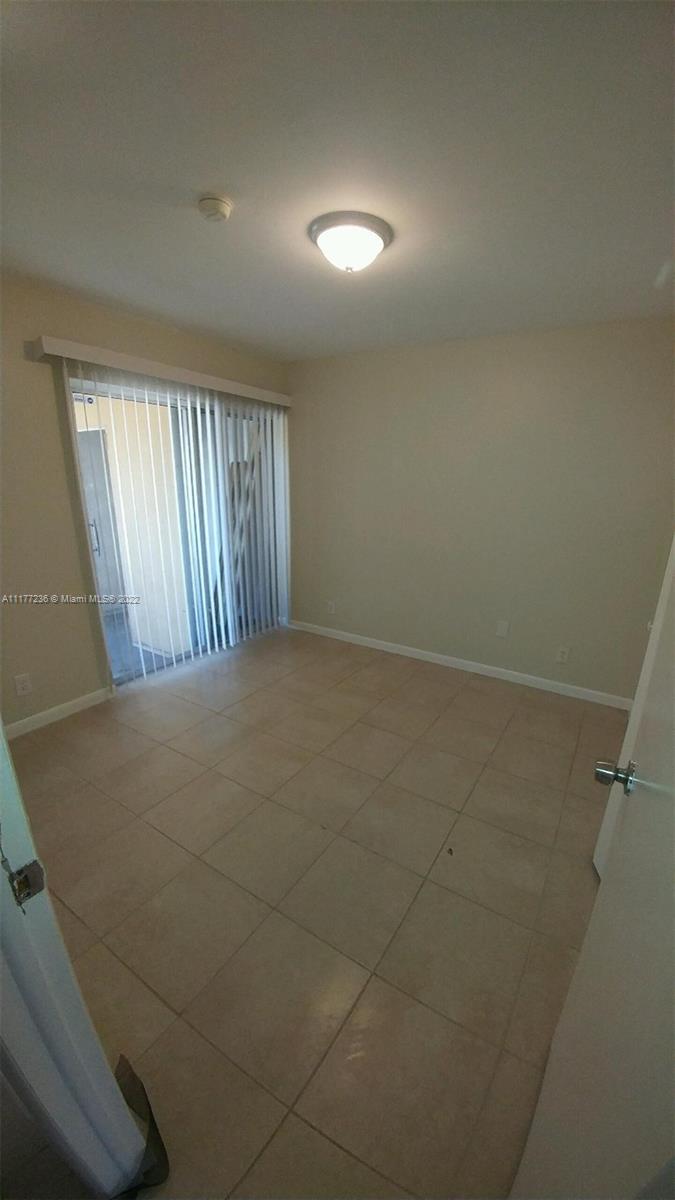 TOWN & COUNTRY PH I CONDO - Residential