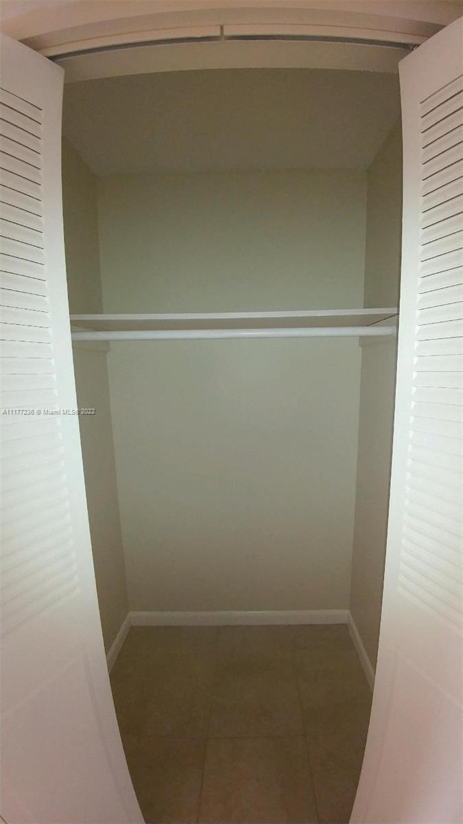 TOWN & COUNTRY PH I CONDO - Residential