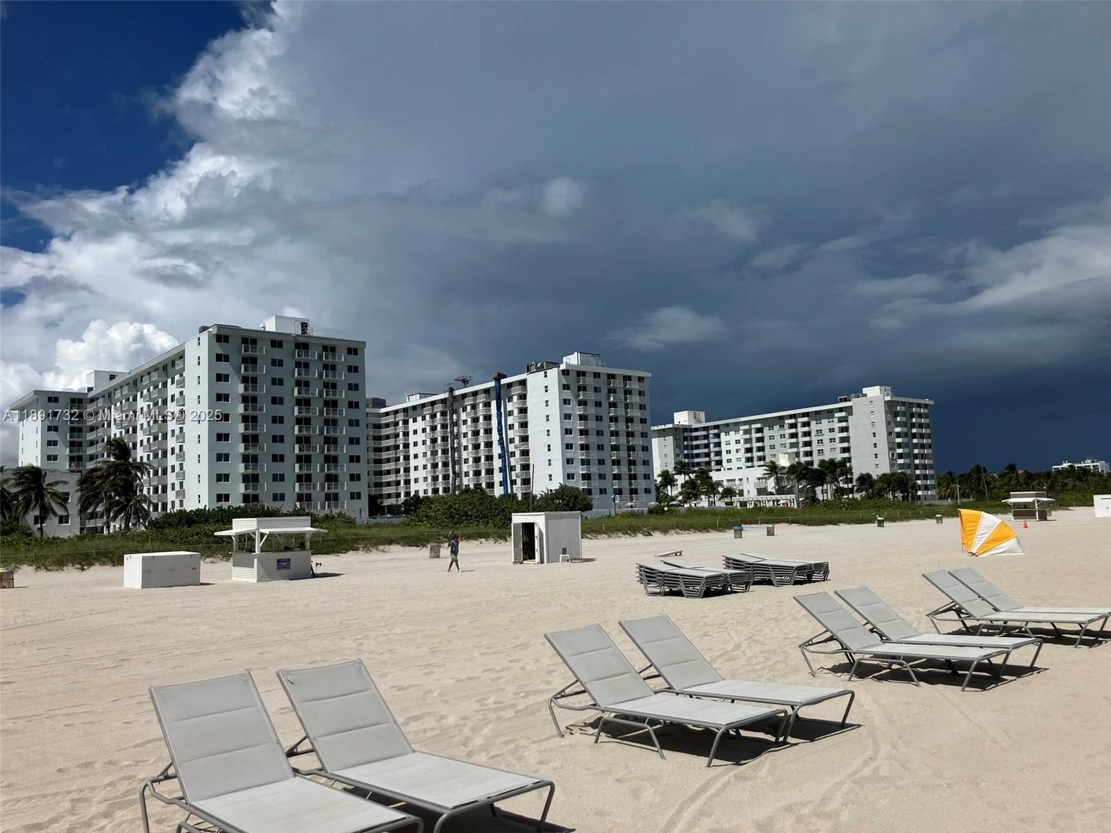 OCEAN WALK ON SOUTH BEACH - Residential