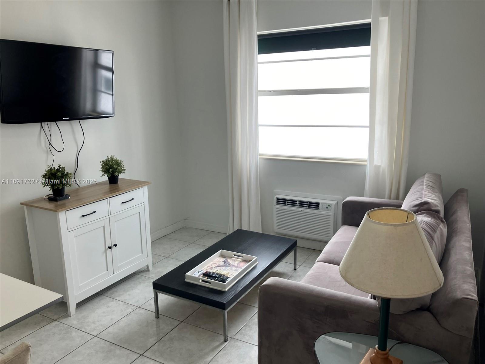 335 Ocean Dr 306