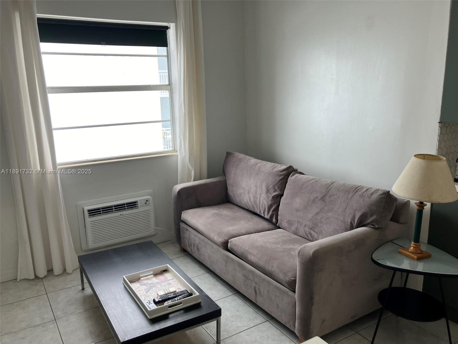 335 Ocean Dr 306