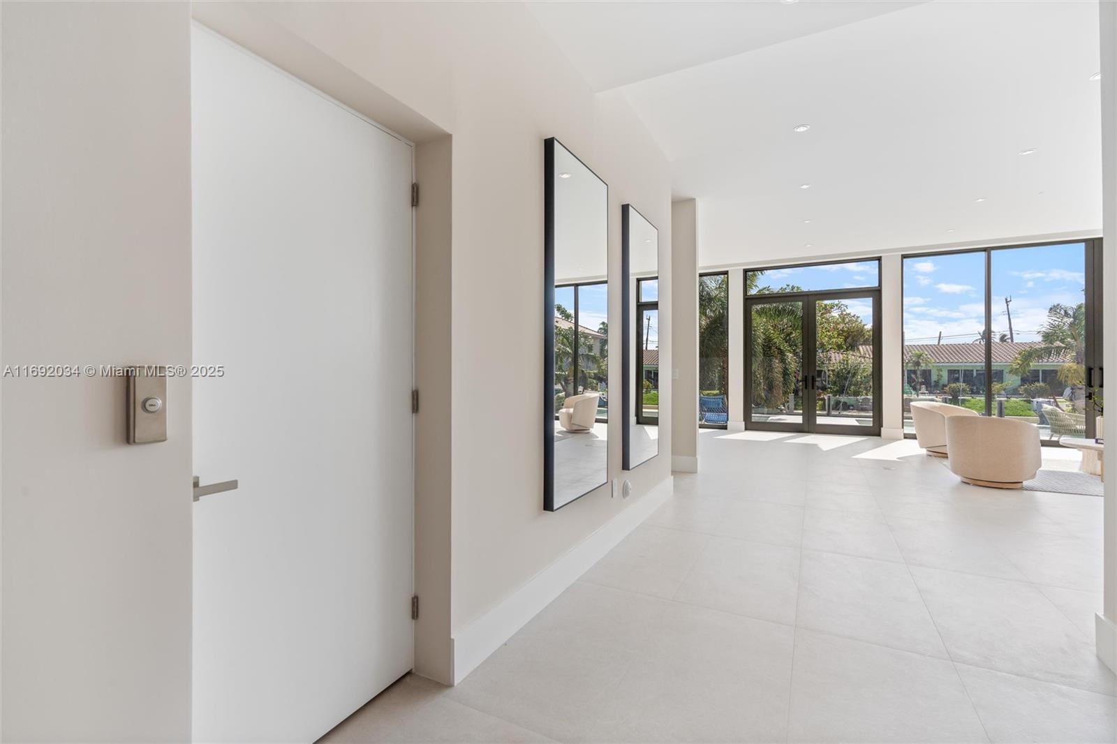 CORAL KEY VILLAS 1ST SEC - Residential