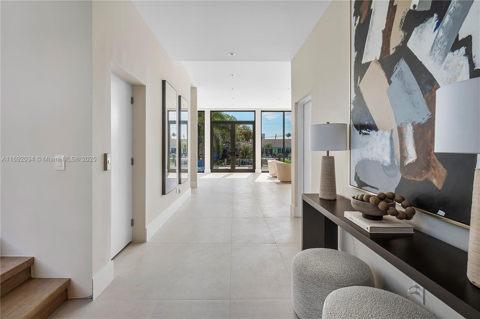 CORAL KEY VILLAS 1ST SEC - Residential
