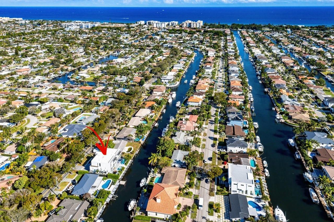 CORAL KEY VILLAS 1ST SEC - Residential