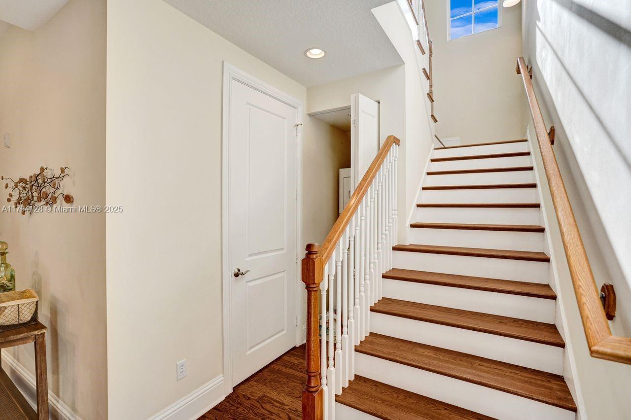 LATITUDE DELRAY BEACH CON - Residential Lease
