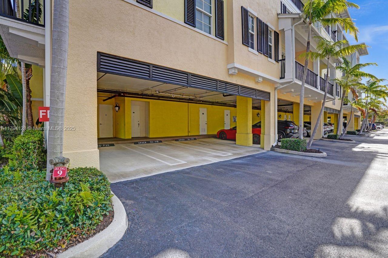LATITUDE DELRAY BEACH CON - Residential Lease