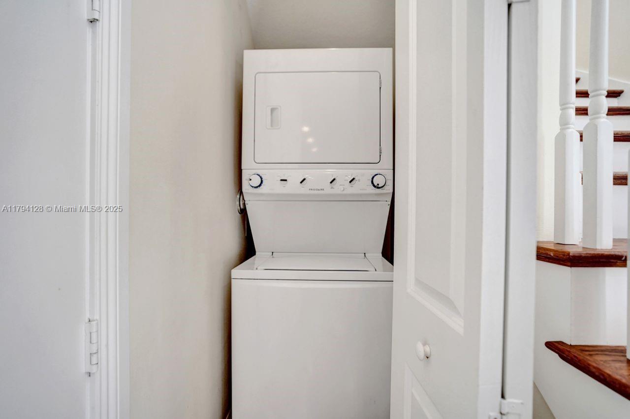 LATITUDE DELRAY BEACH CON - Residential Lease