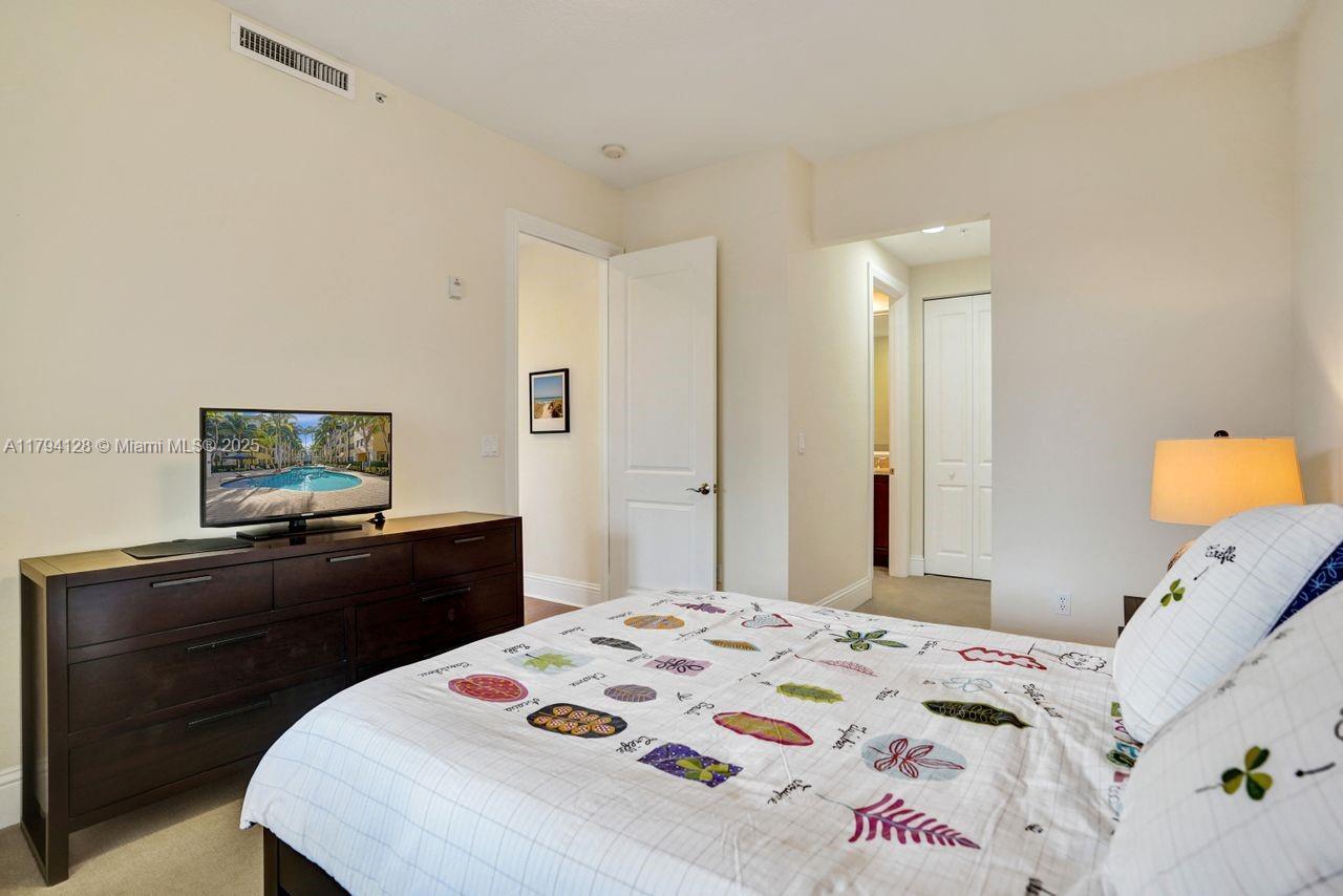 LATITUDE DELRAY BEACH CON - Residential Lease