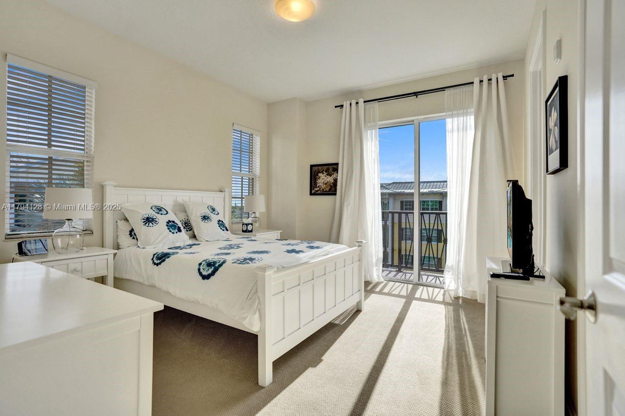 LATITUDE DELRAY BEACH CON - Residential Lease