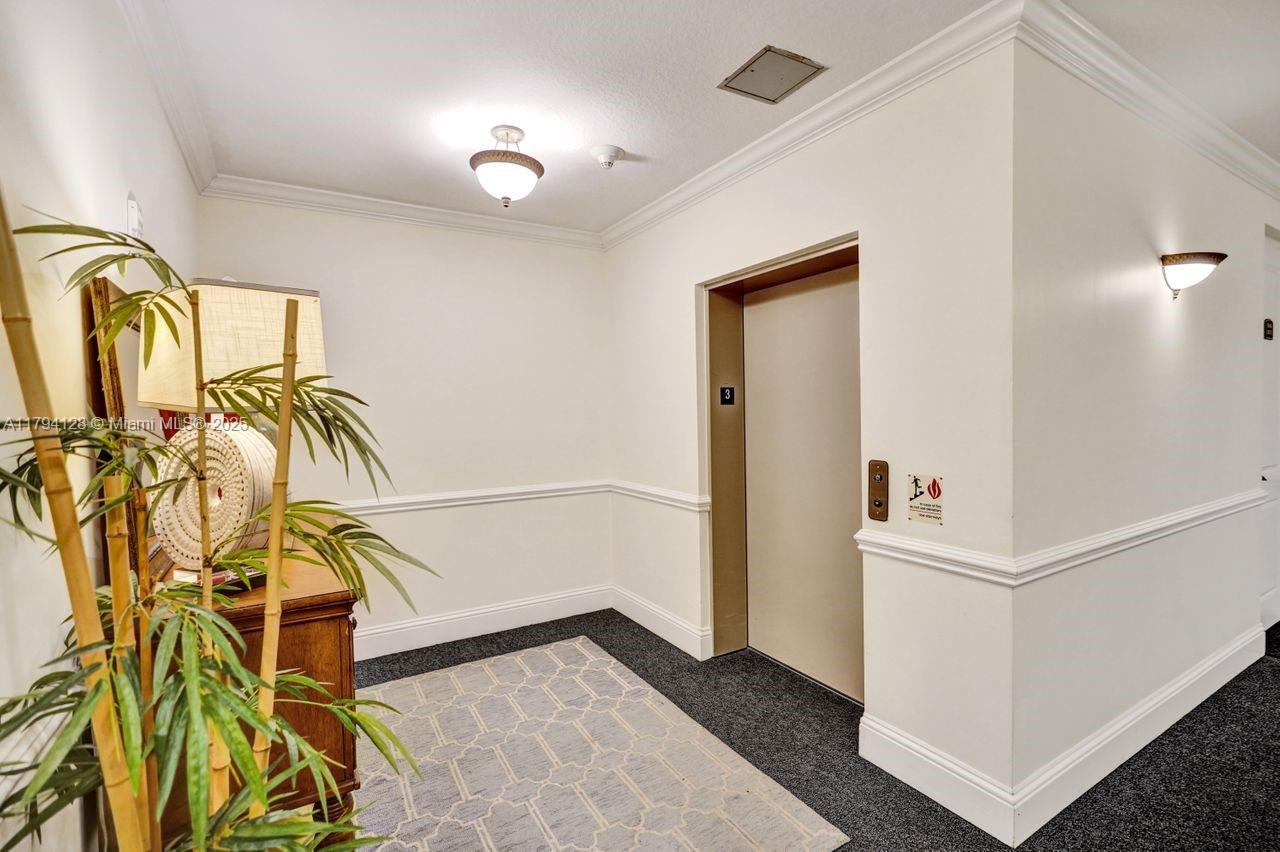 LATITUDE DELRAY BEACH CON - Residential Lease