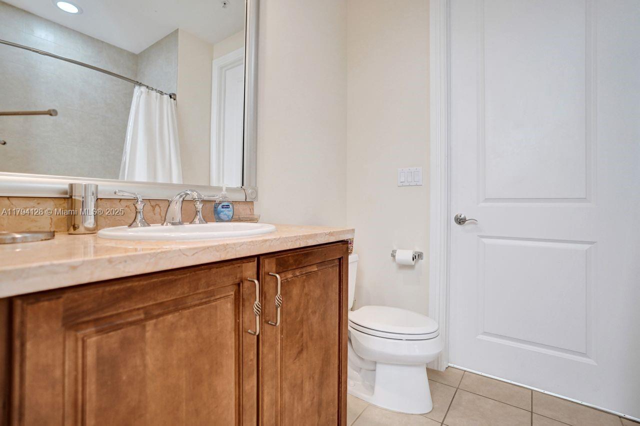 LATITUDE DELRAY BEACH CON - Residential Lease