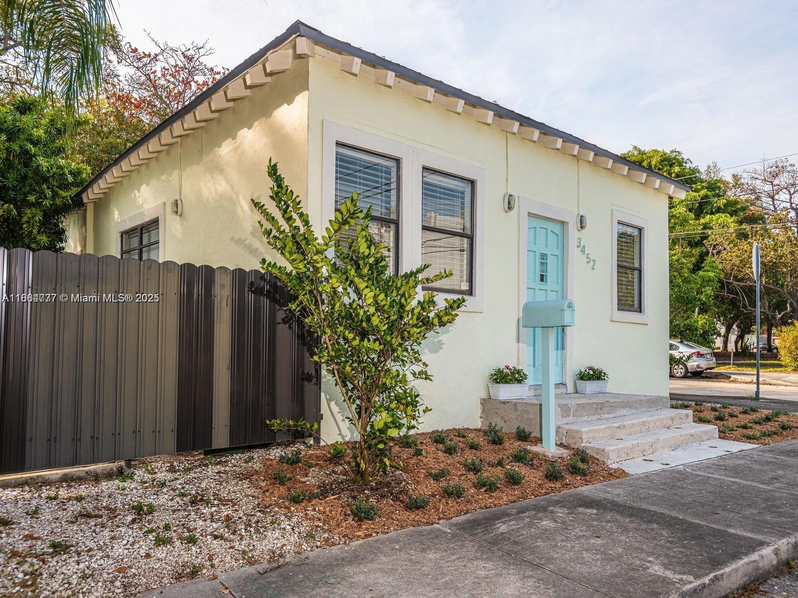 Beautifully and fully remodeled 3 Bedroom, 3 Bathroom house, steps away from central grove. Will not last