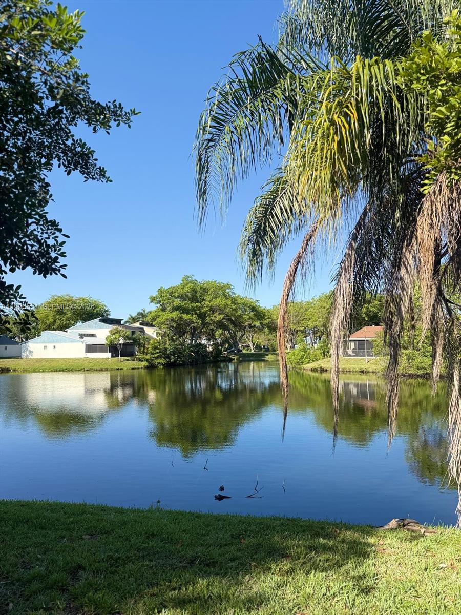 WOODSCAPE TOWNHOMES - Residential