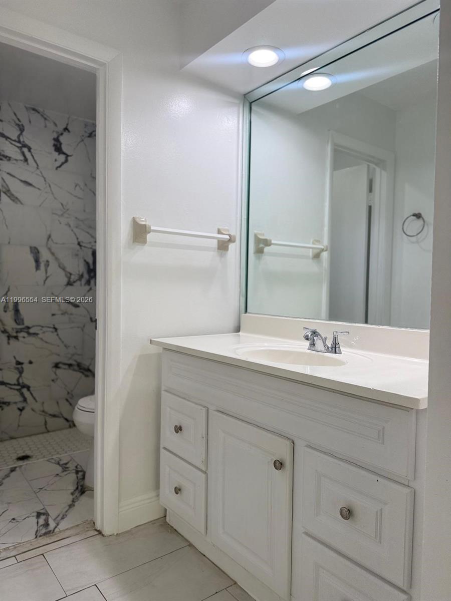 WOODSCAPE TOWNHOMES - Residential